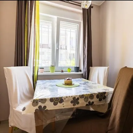 Apartment Chic Dorcol